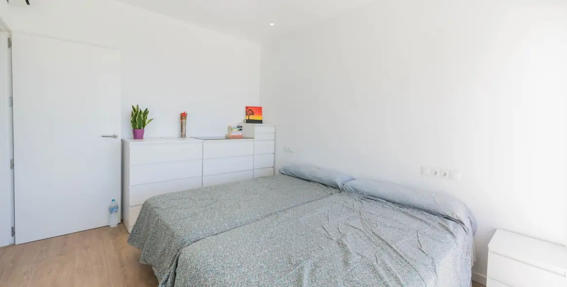 Продажа  отдельно стоящей виллы в Chilches 32