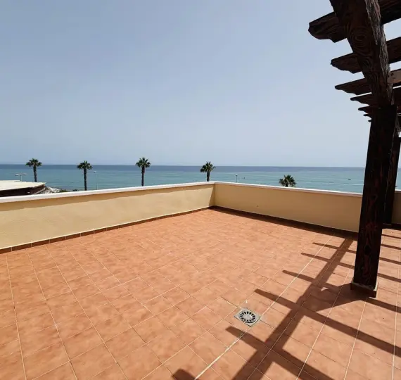 Продажа апартаментов на среднем этаже в Benalmadena