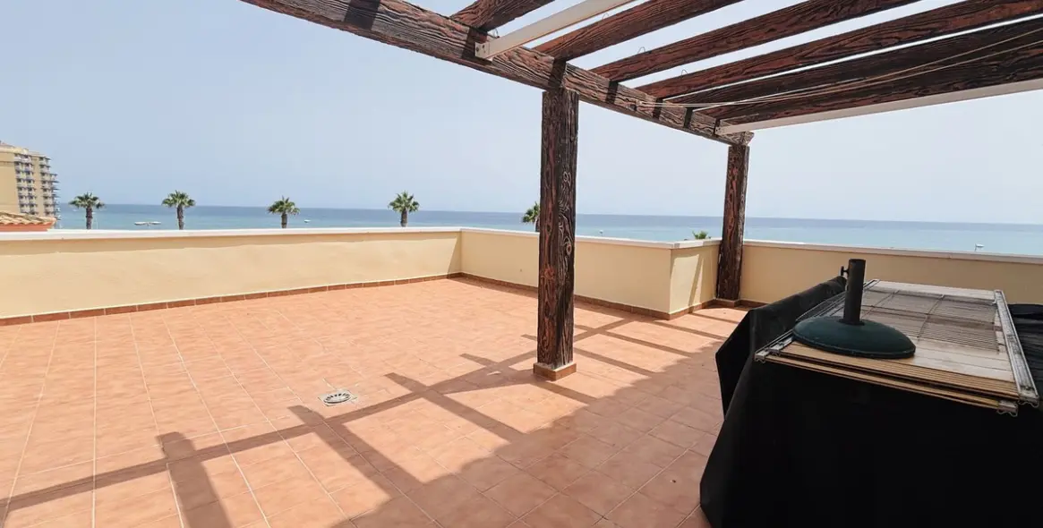 Продажа апартаментов на среднем этаже в Benalmadena 4