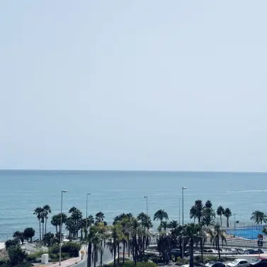 Sale of middle floor apartment in Benalmadena