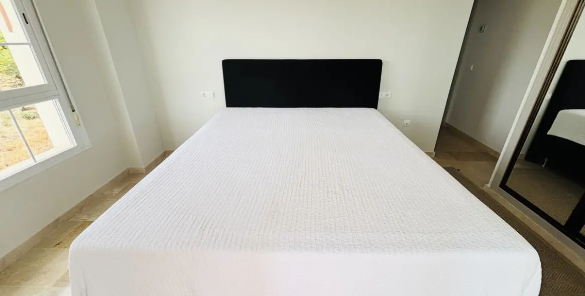 Sale of middle floor apartment in Benalmadena 18