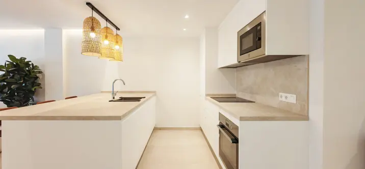 Продажа апартаментов на первом этаже в Nueva Andalucía 4