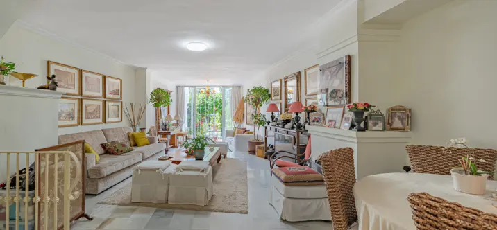 Продажа таунхауса в The Golden Mile 1