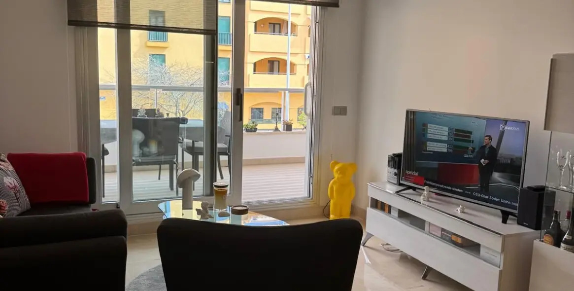 Venta de apartamento en planta media en San Pedro de Alcántara 3