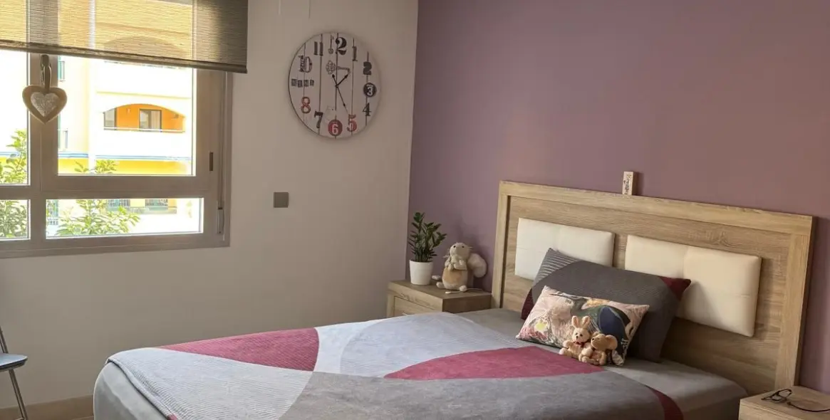 Venta de apartamento en planta media en San Pedro de Alcántara 10