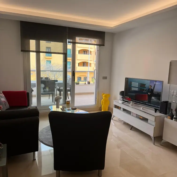 Sale of middle floor apartment in San Pedro de Alcántara