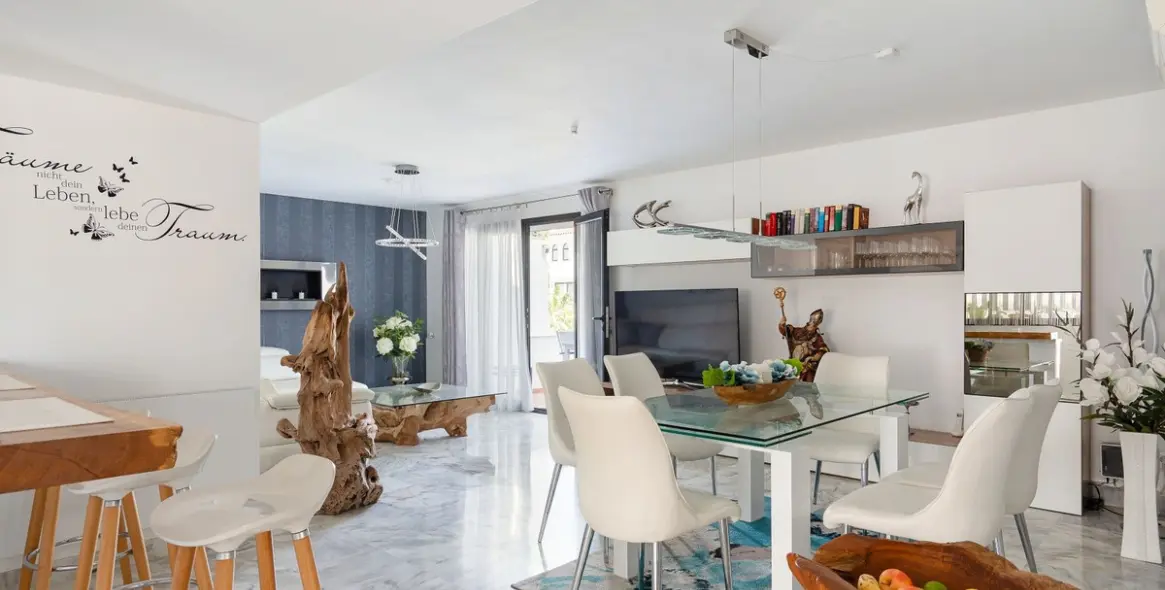 Sale of townhouse in Costalita 4