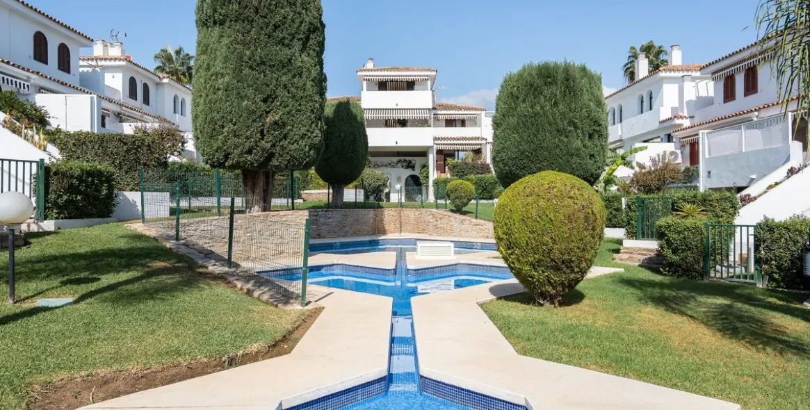 Продажа таунхауса в Costalita 33