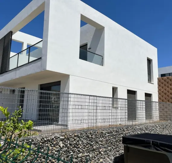 Sale of semi-detached house in Riviera del Sol