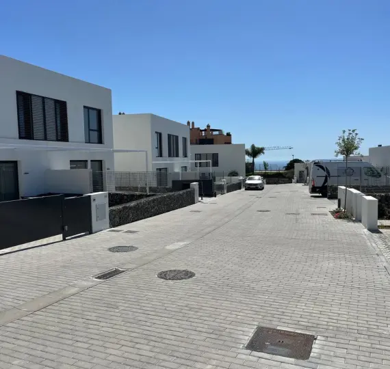 Sale of semi-detached house in Riviera del Sol
