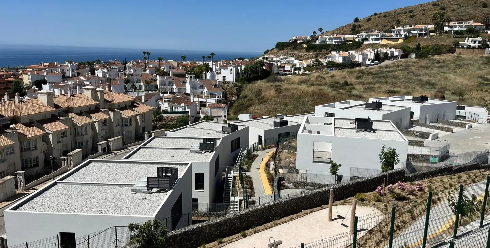Sale of semi-detached house in Riviera del Sol 6