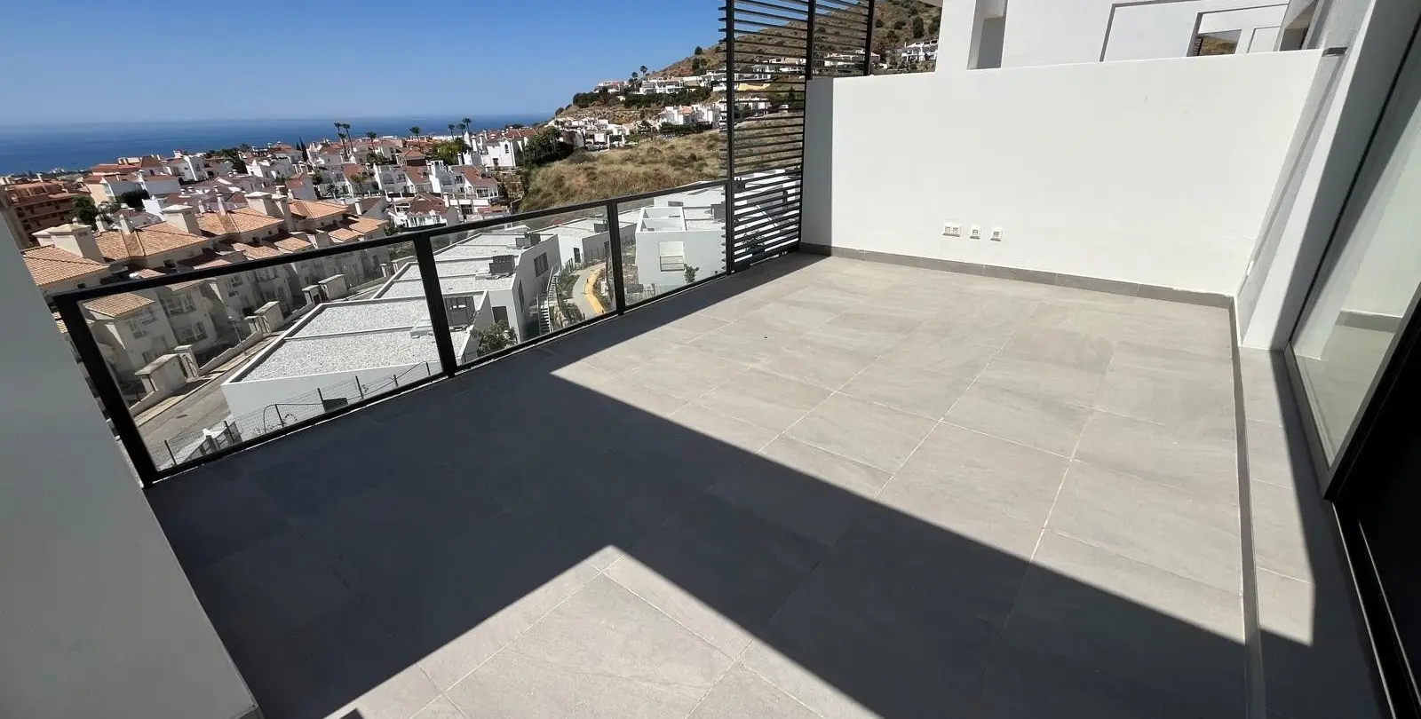 Sale of semi-detached house in Riviera del Sol 23