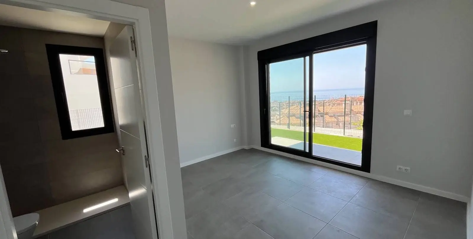Sale of semi-detached house in Riviera del Sol 29
