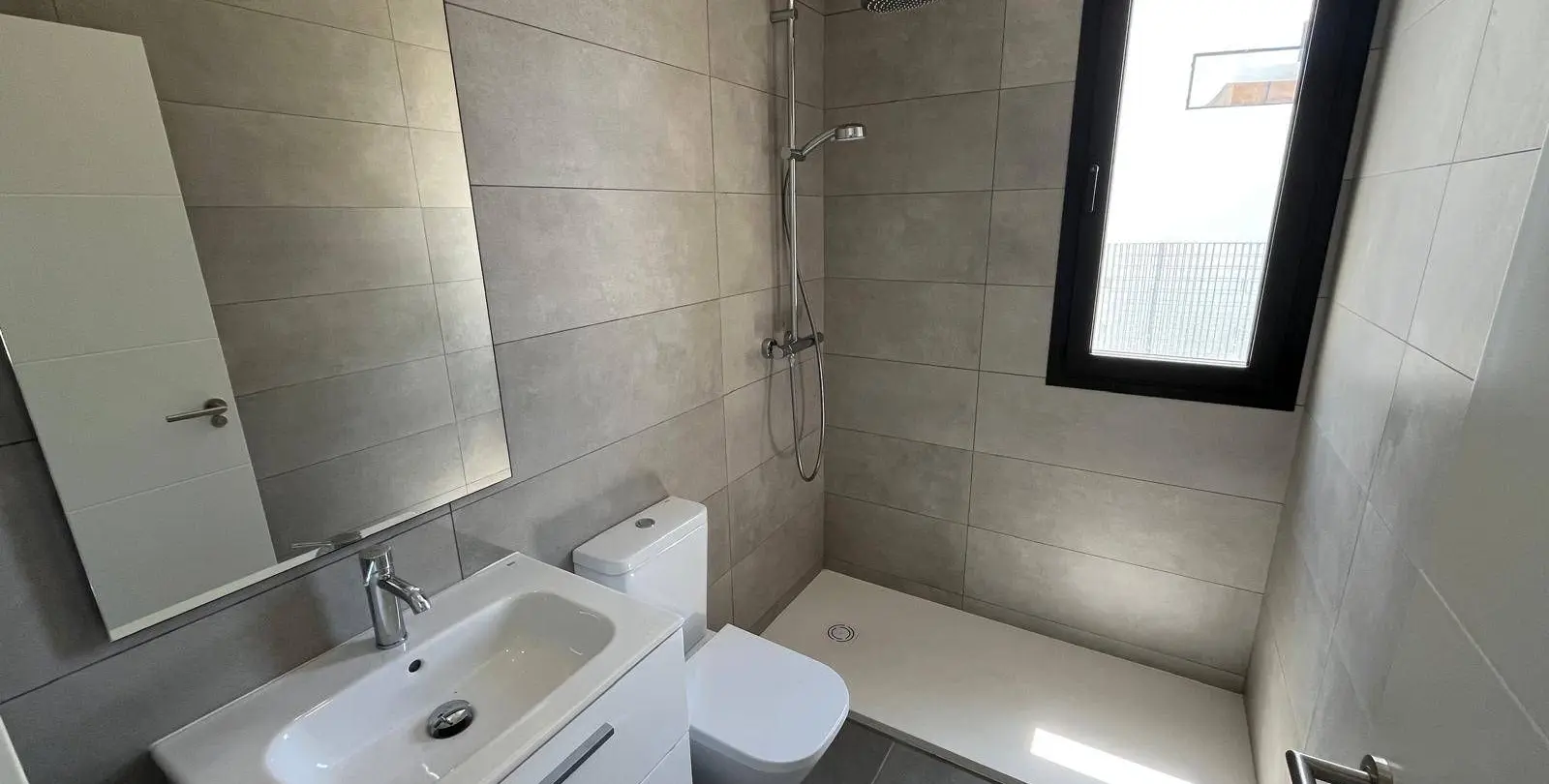 Sale of semi-detached house in Riviera del Sol 30