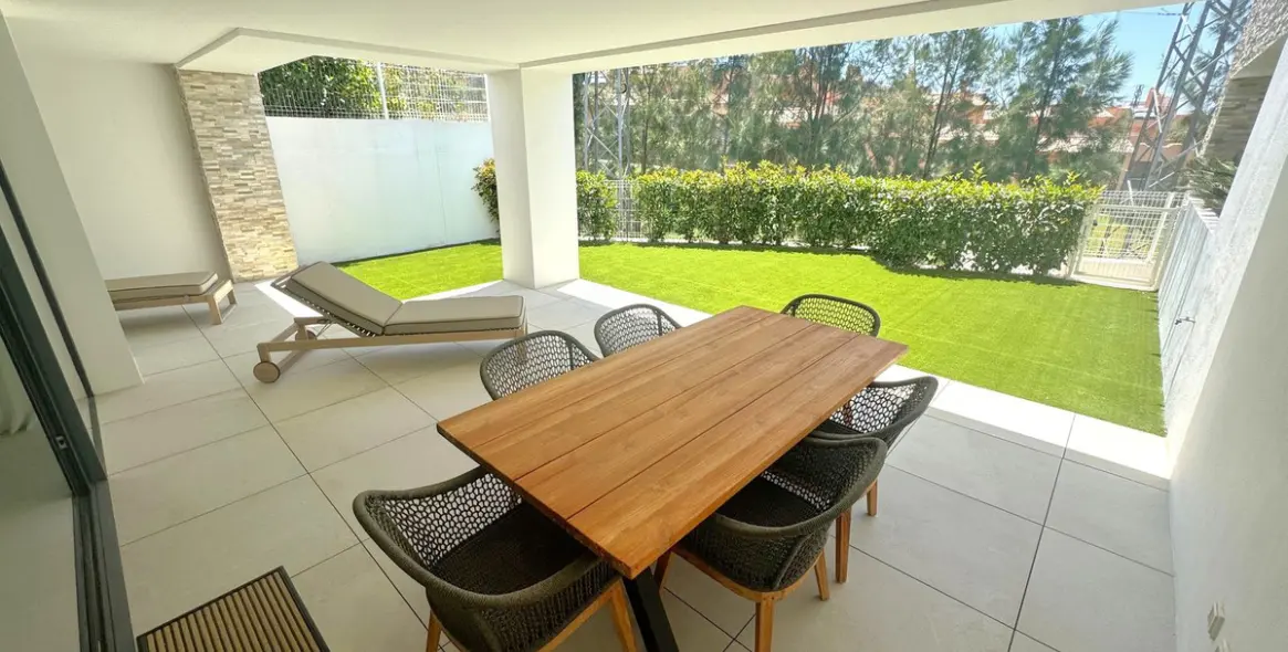 Sale of ground floor apartment in Cabopino 1