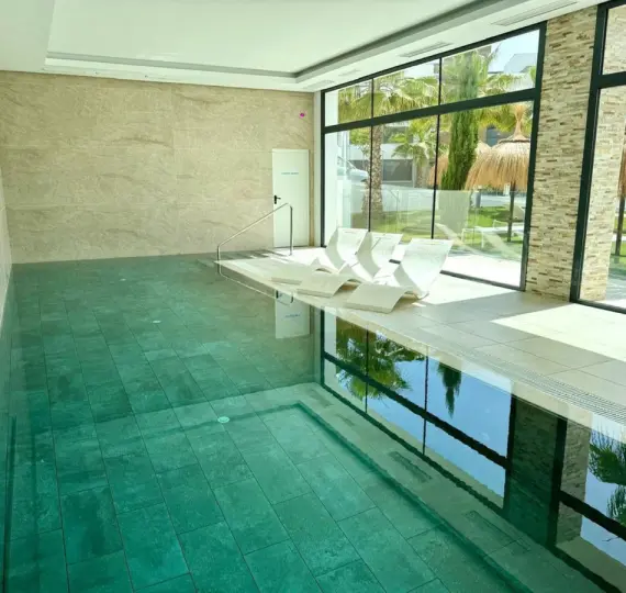 Sale of ground floor apartment in Cabopino