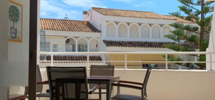 Sale of middle floor apartment in Marbesa 2