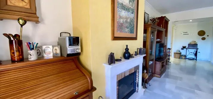 Sale of middle floor apartment in Hacienda del Sol 4