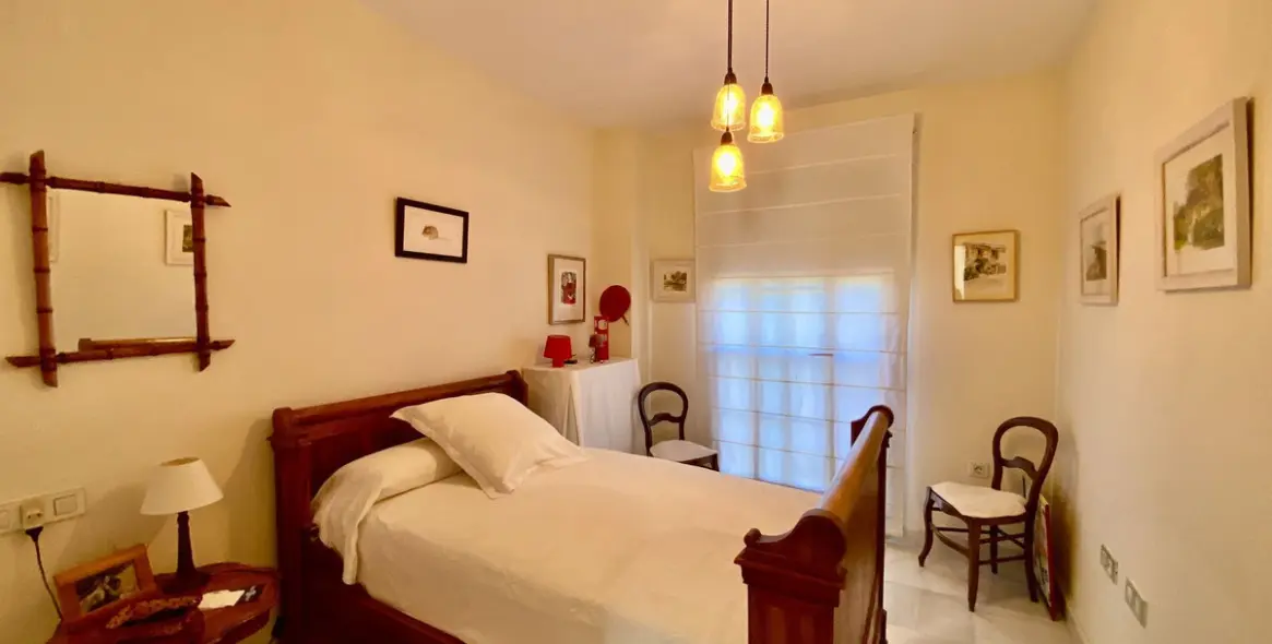 Sale of middle floor apartment in Hacienda del Sol 14