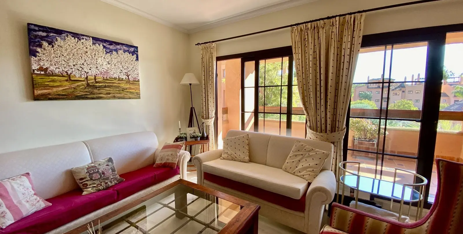 Sale of middle floor apartment in Hacienda del Sol 4