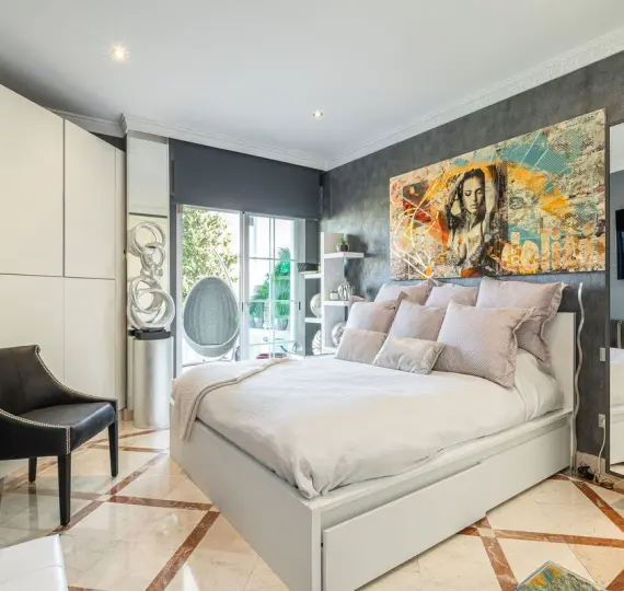 Продажа апартаментов на первом этаже в Nueva Andalucía