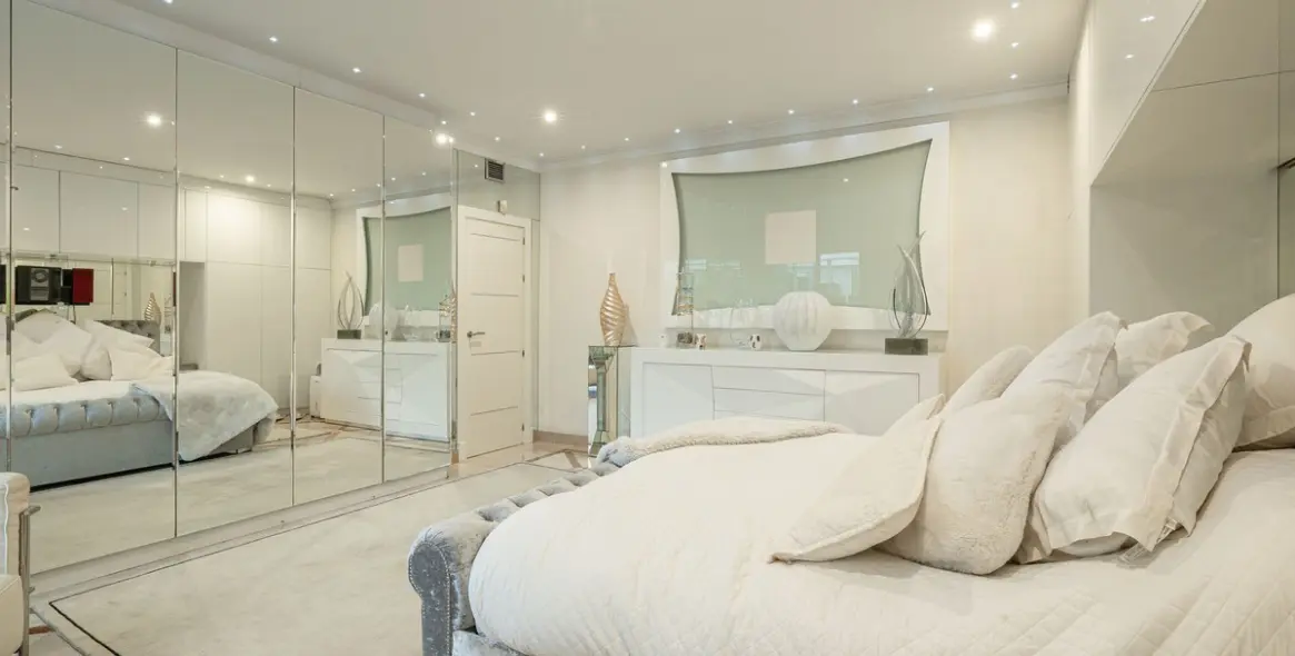 Продажа апартаментов на первом этаже в Nueva Andalucía 7