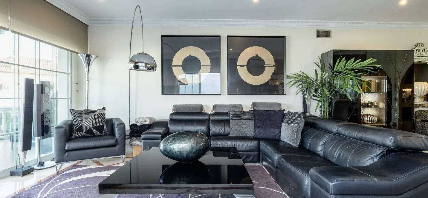 Sale of ground floor apartment in Nueva Andalucía 3