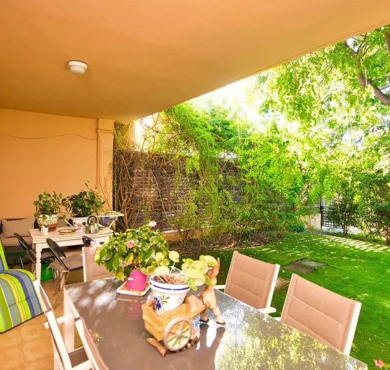 Sale of semi-detached house in Riviera del Sol