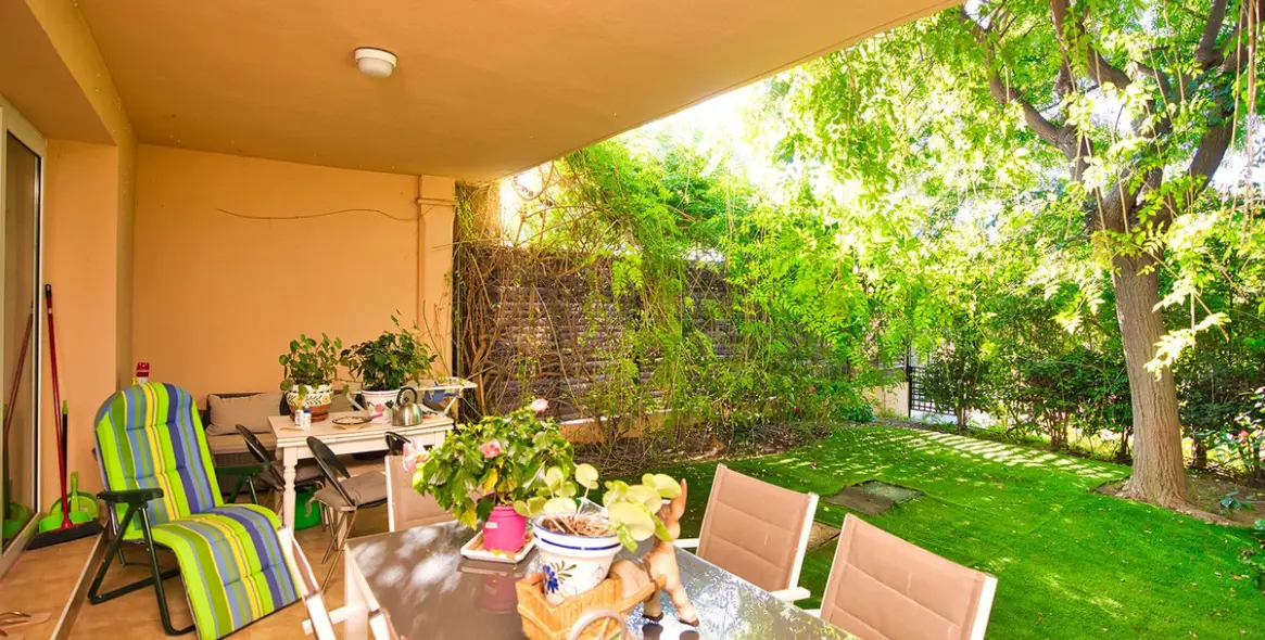 Продажа дома на две семьи в Riviera del Sol 2