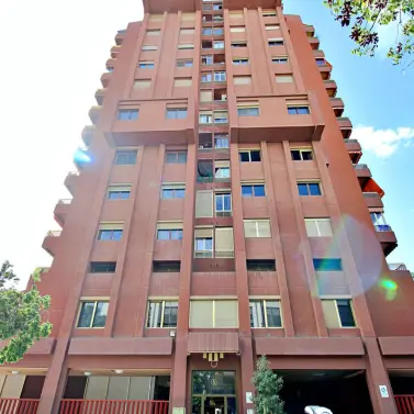 Продажа апартаментов на среднем этаже в Málaga