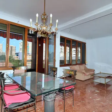 Продажа апартаментов на среднем этаже в Málaga