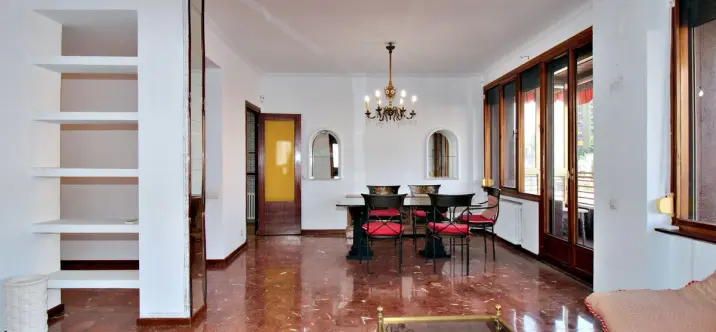 Продажа апартаментов на среднем этаже в Málaga 3