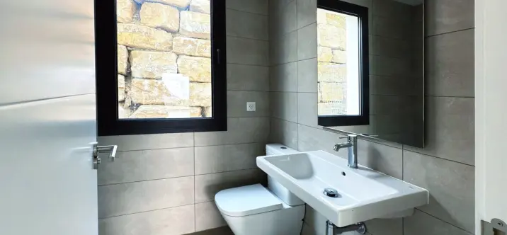 Sale of semi-detached house in Riviera del Sol 4