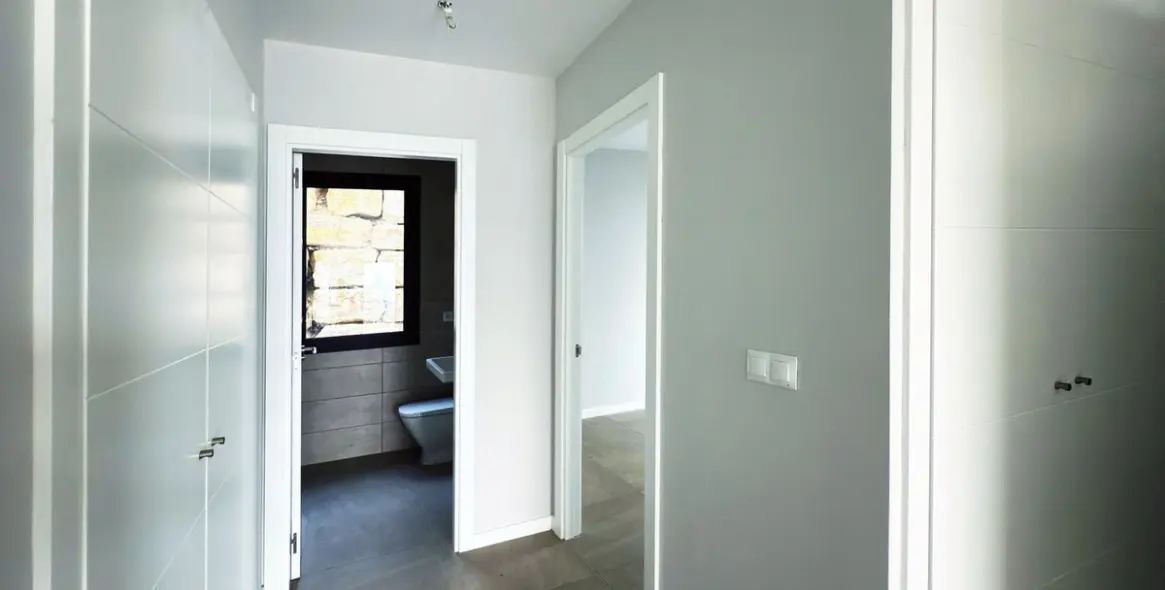 Sale of semi-detached house in Riviera del Sol 12