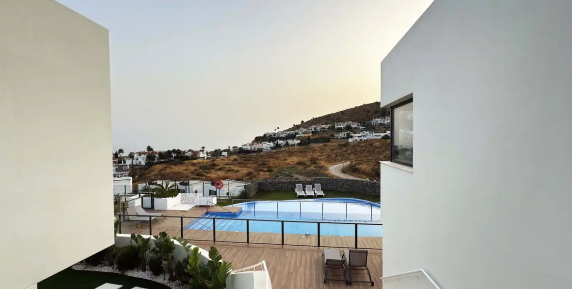 Продажа дома на две семьи в Riviera del Sol 26