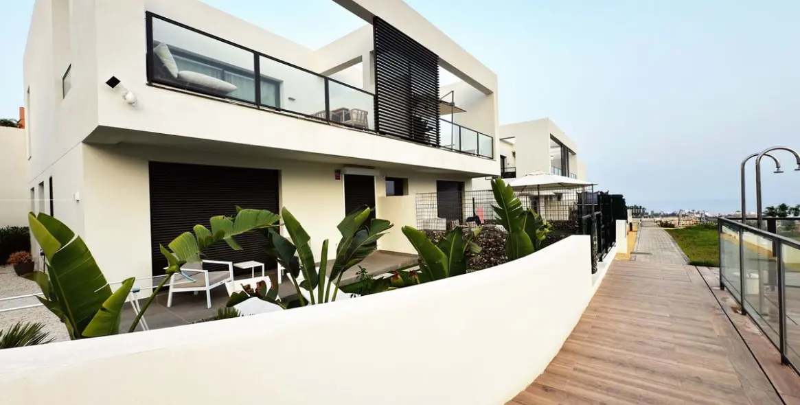 Продажа дома на две семьи в Riviera del Sol 34