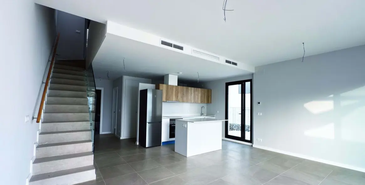 Продажа дома на две семьи в Riviera del Sol 37