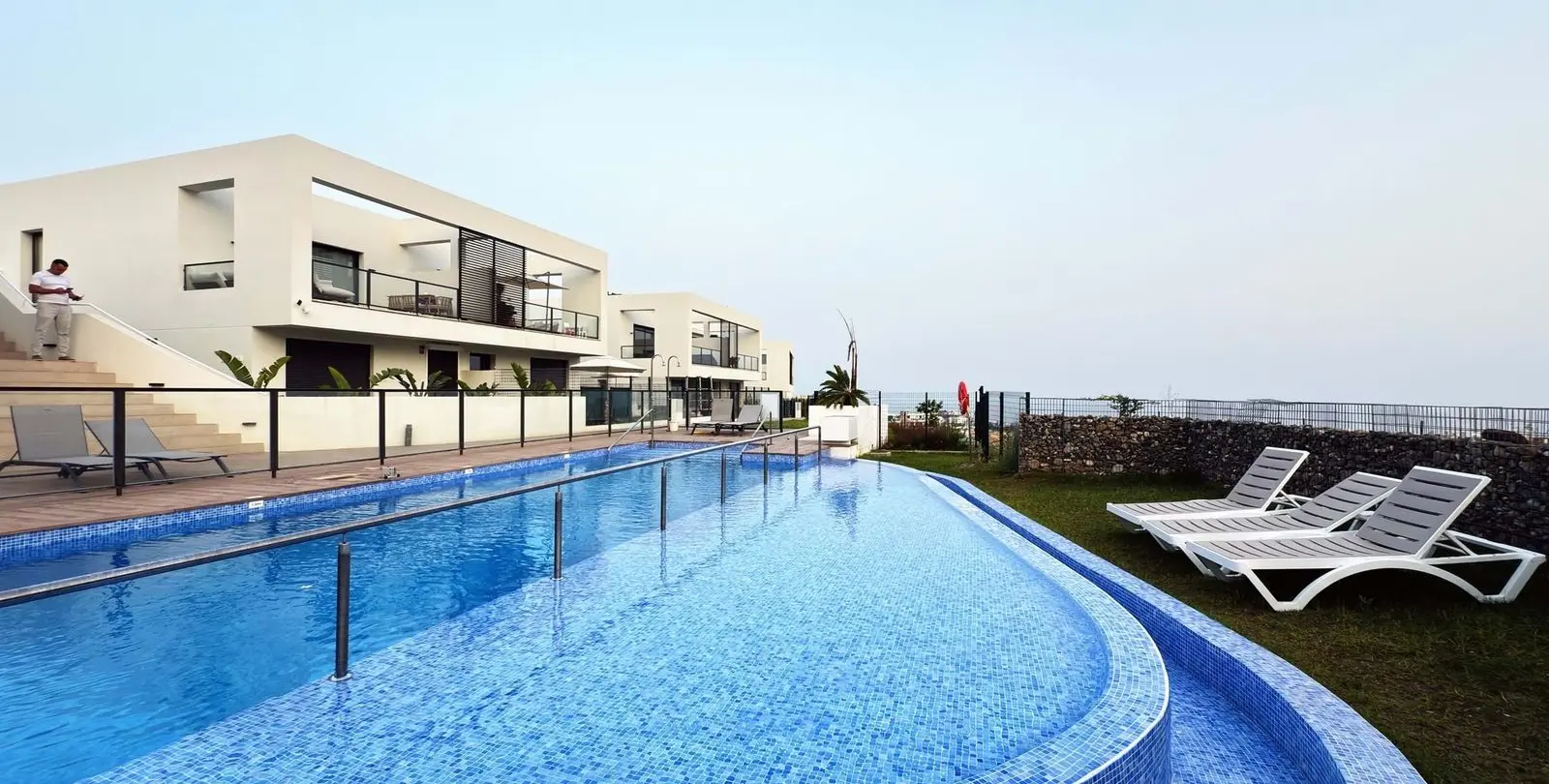 Продажа дома на две семьи в Riviera del Sol 28