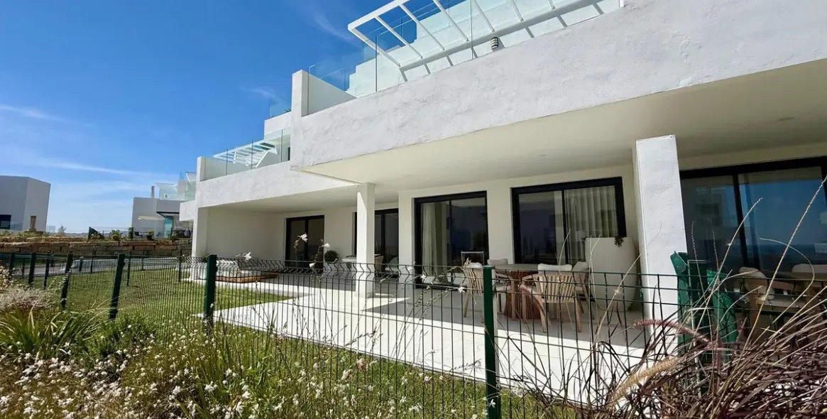 Sale of ground floor apartment in Casares Playa 2