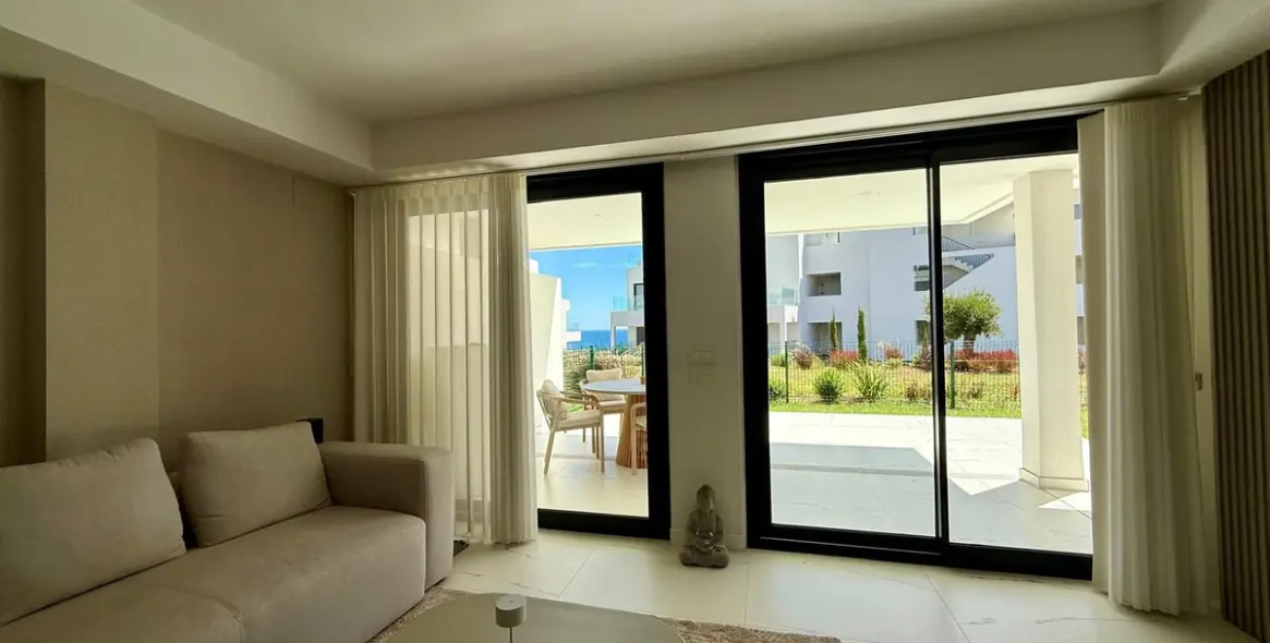 Sale of ground floor apartment in Casares Playa 13