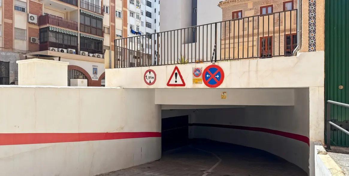 Venta de ático en Perchel Sur 56