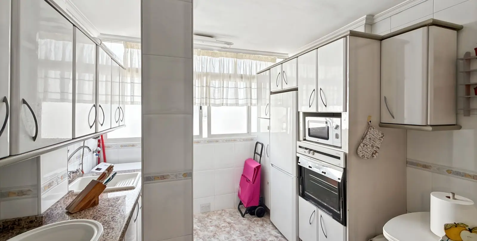 Sale of penthouse in Perchel Sur 5