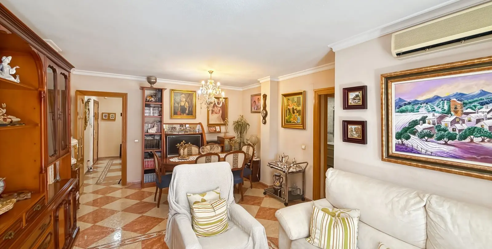 Sale of penthouse in Perchel Sur 12