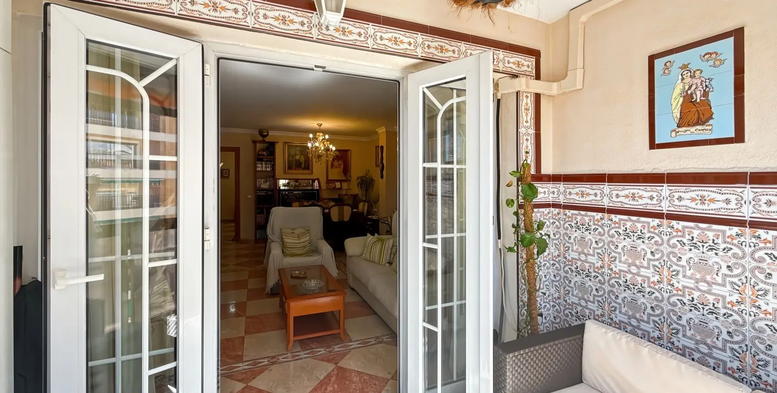 Sale of penthouse in Perchel Sur 18