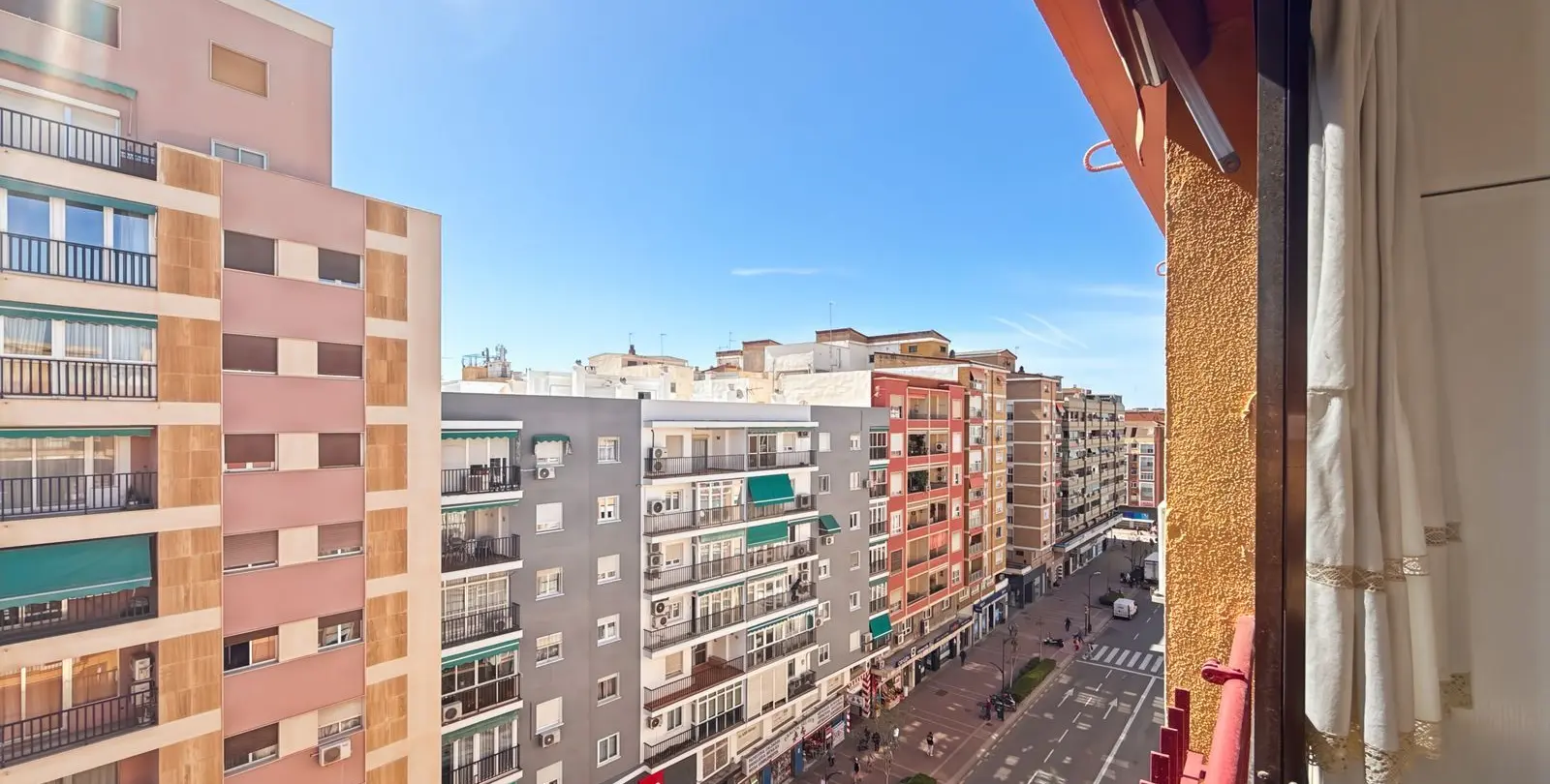 Sale of penthouse in Perchel Sur 20