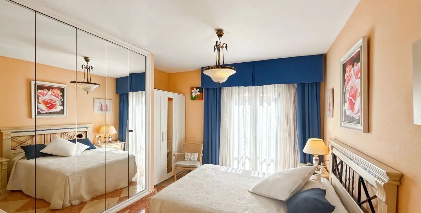 Sale of penthouse in Perchel Sur 25
