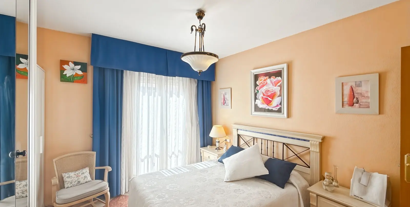 Sale of penthouse in Perchel Sur 27