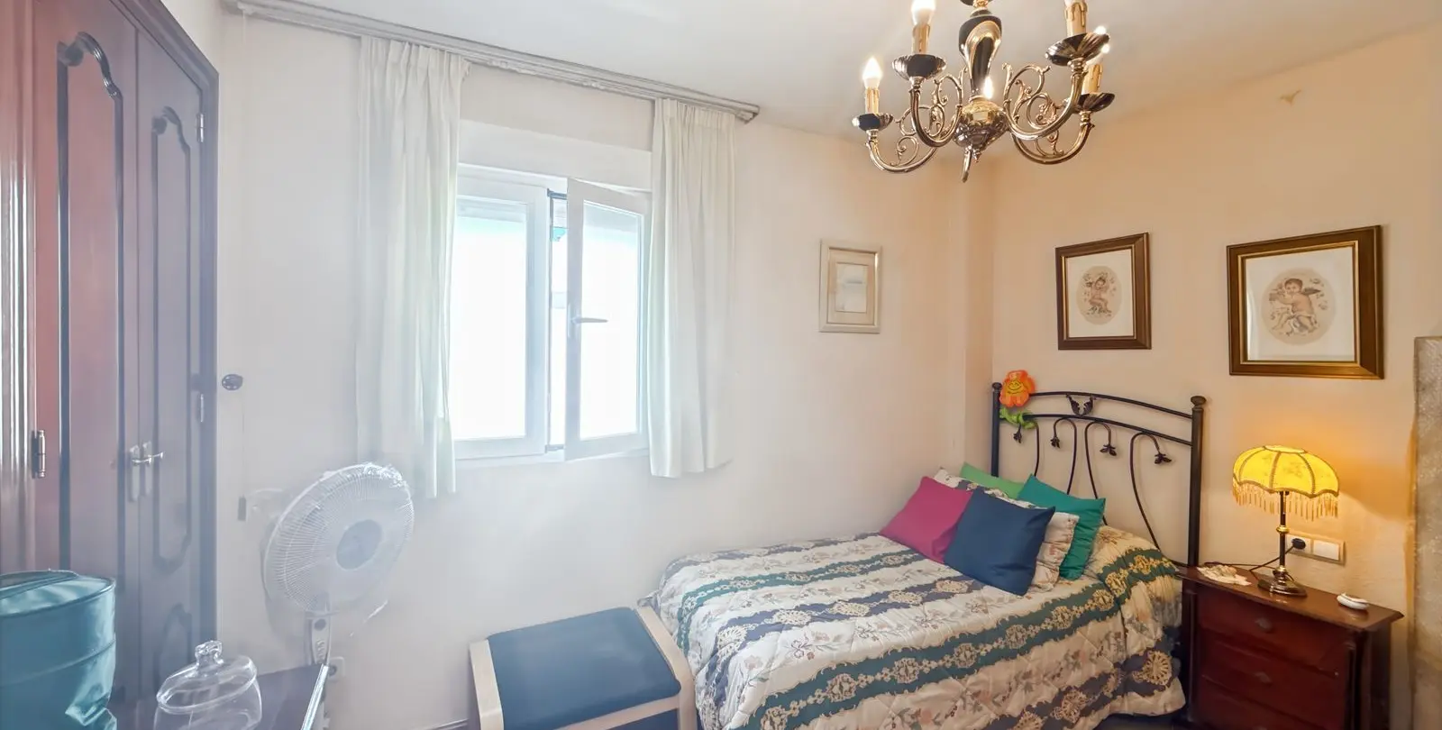 Sale of penthouse in Perchel Sur 35