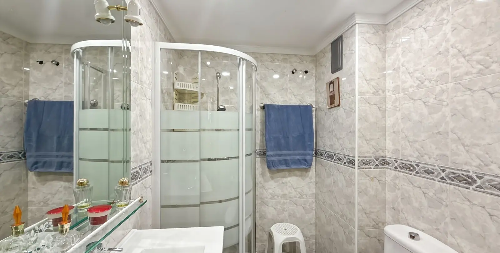 Sale of penthouse in Perchel Sur 40