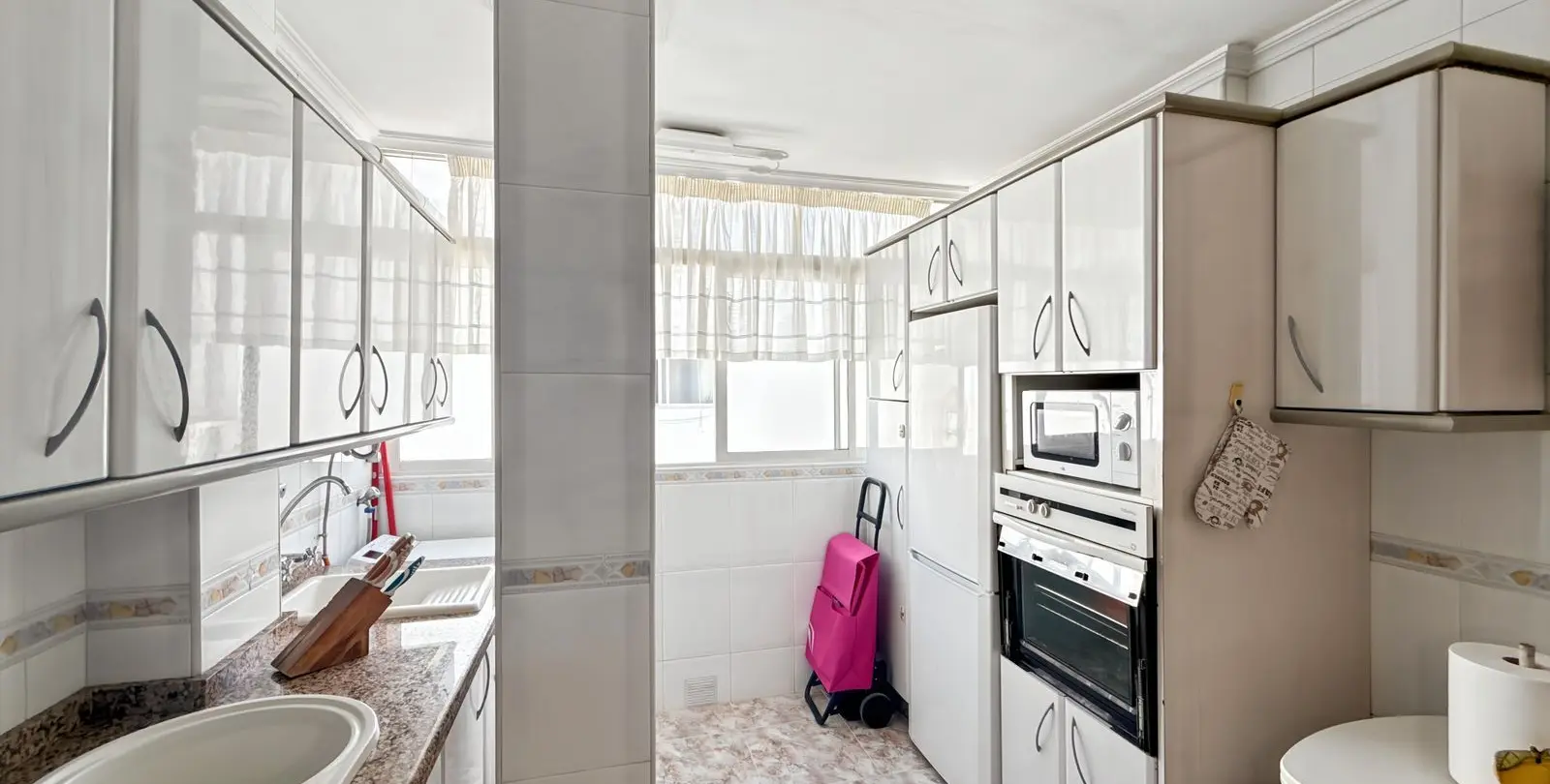 Sale of penthouse in Perchel Sur 47